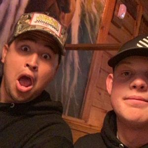 Meet your Posher, Zach